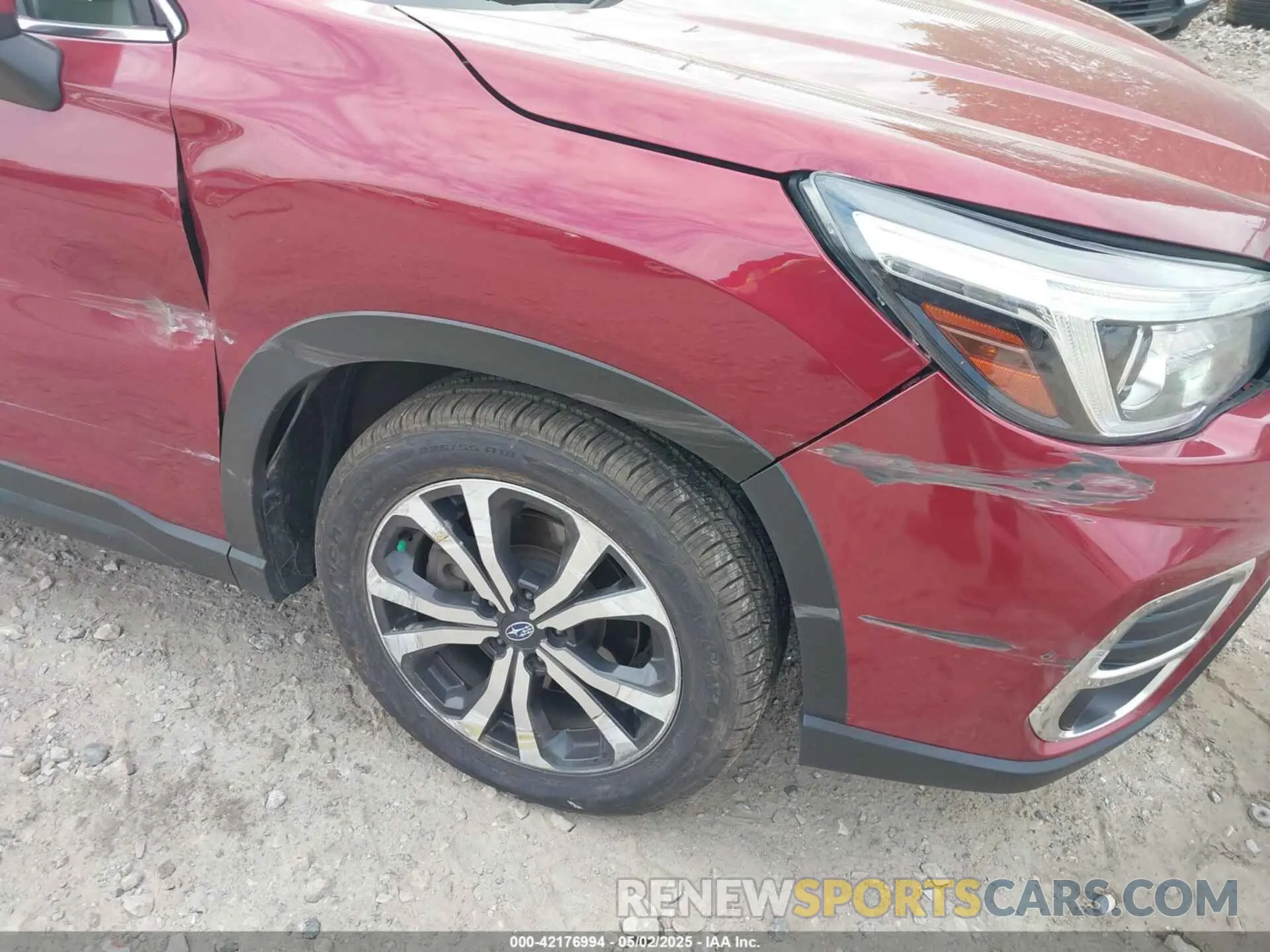 18 Photograph of a damaged car JF2SKAUC5KH540804 SUBARU FORESTER 2019
