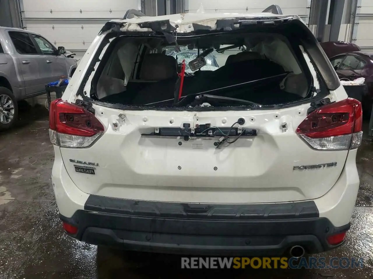 6 Photograph of a damaged car JF2SKAUC7KH445371 SUBARU FORESTER 2019