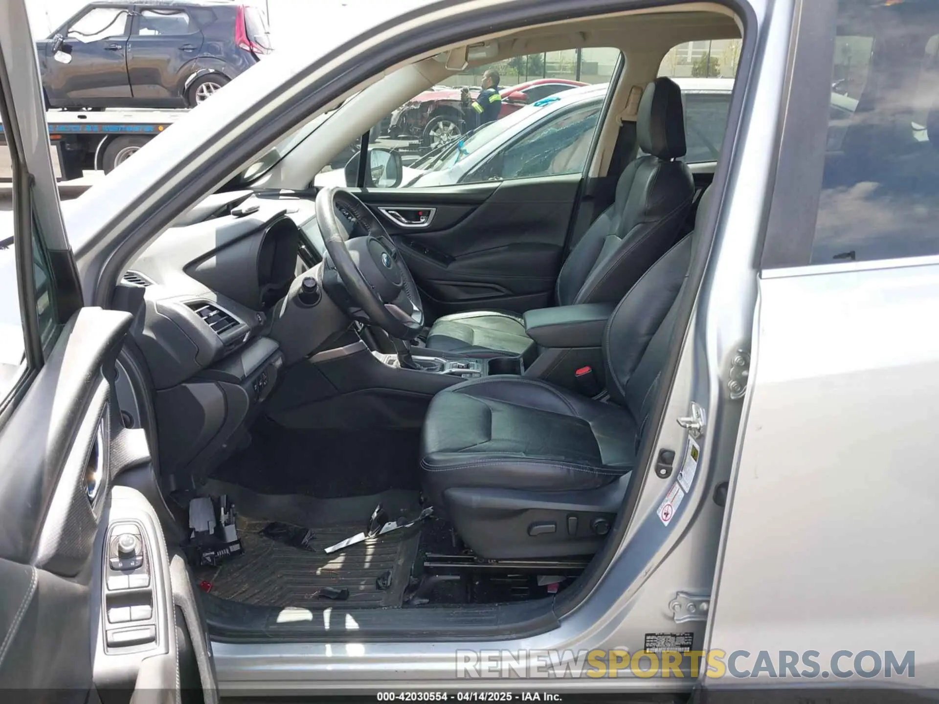 5 Photograph of a damaged car JF2SKAUC8KH542093 SUBARU FORESTER 2019