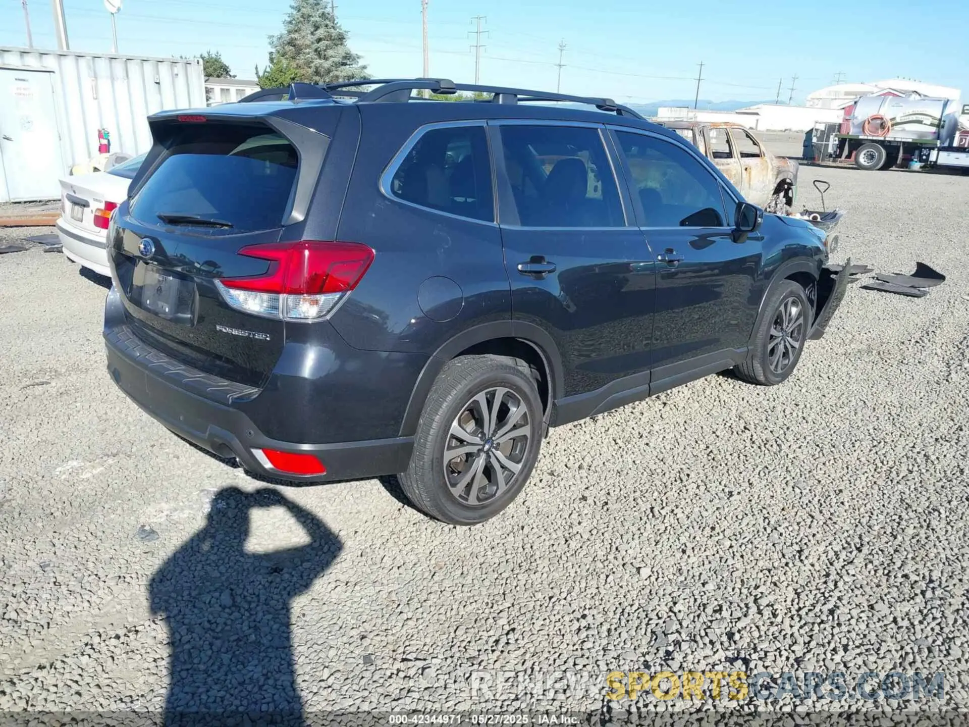 4 Photograph of a damaged car JF2SKAUC9KH551899 SUBARU FORESTER 2019