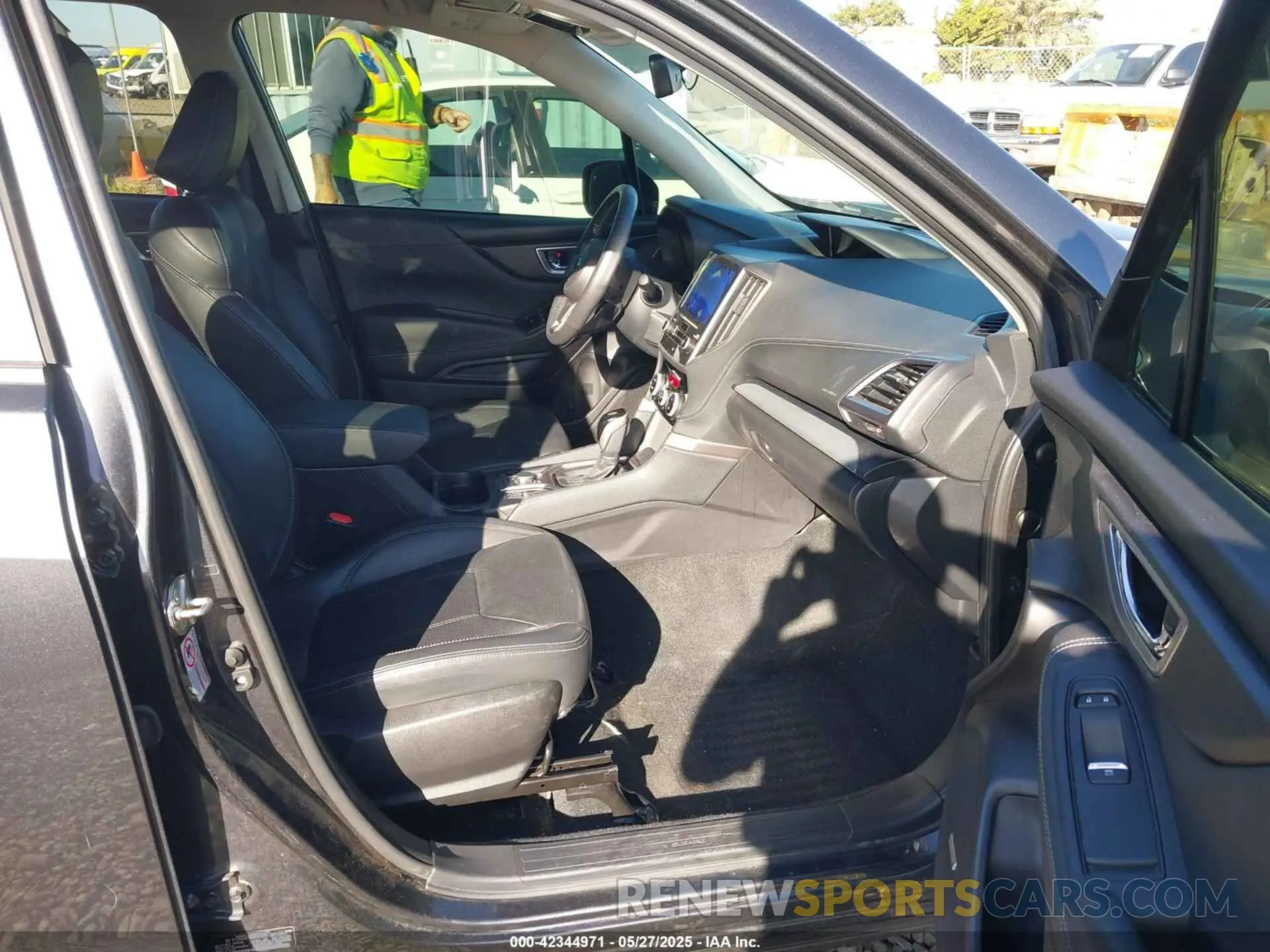 5 Photograph of a damaged car JF2SKAUC9KH551899 SUBARU FORESTER 2019
