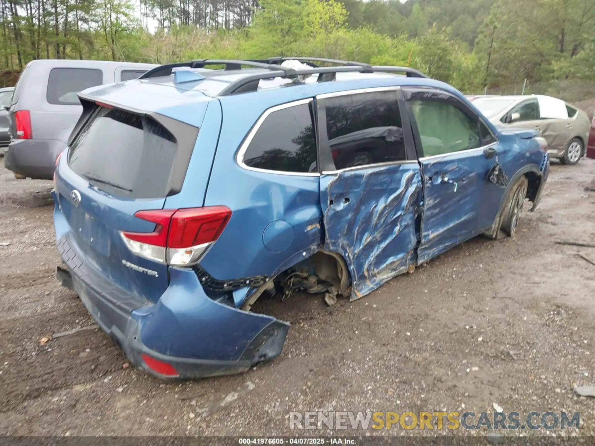 4 Photograph of a damaged car JF2SKAUCXKH513338 SUBARU FORESTER 2019