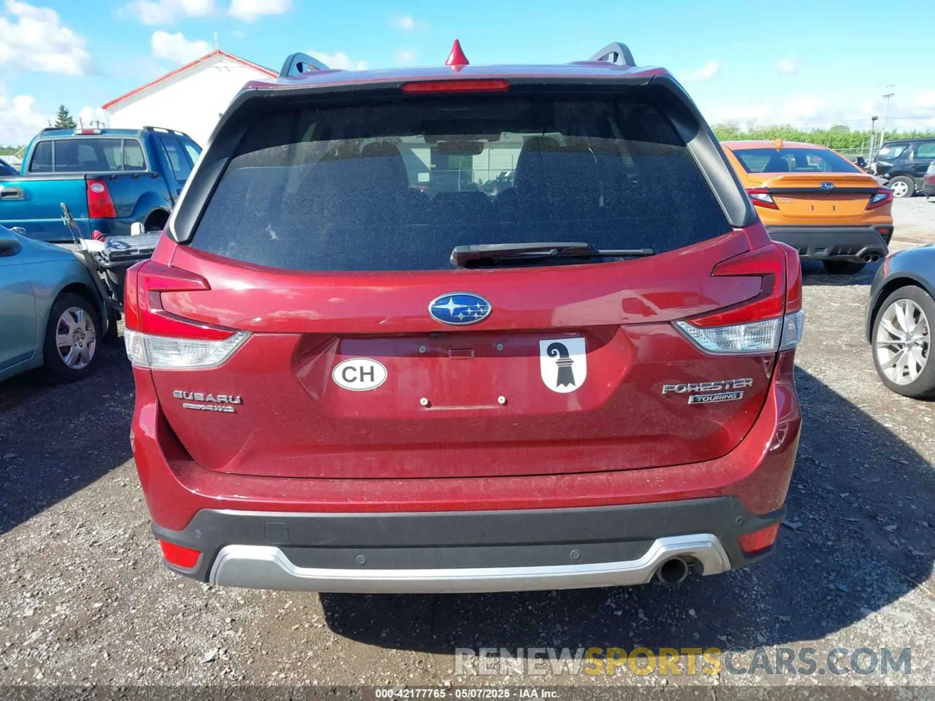 16 Photograph of a damaged car JF2SKAWC1KH437506 SUBARU FORESTER 2019