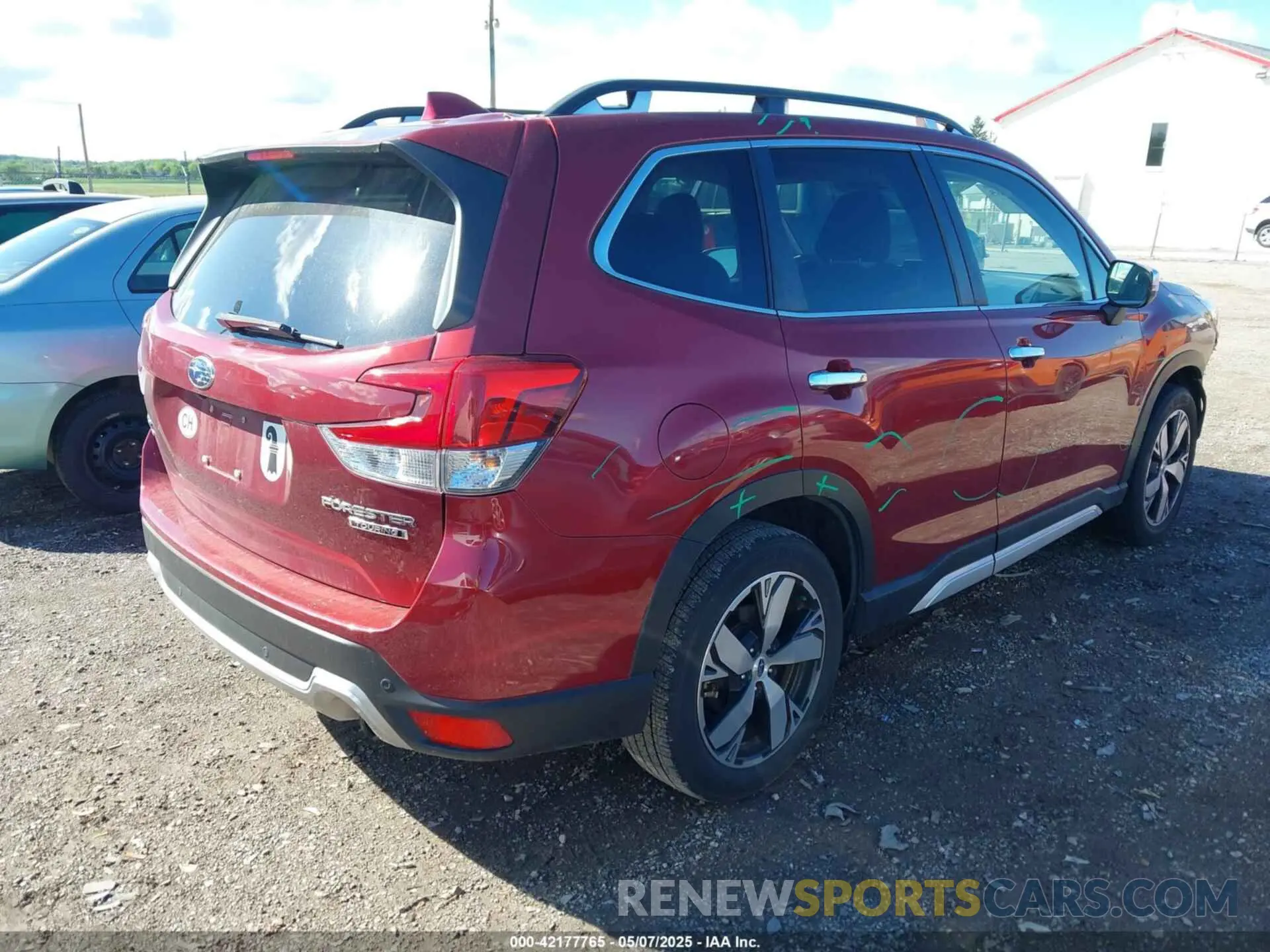 4 Photograph of a damaged car JF2SKAWC1KH437506 SUBARU FORESTER 2019