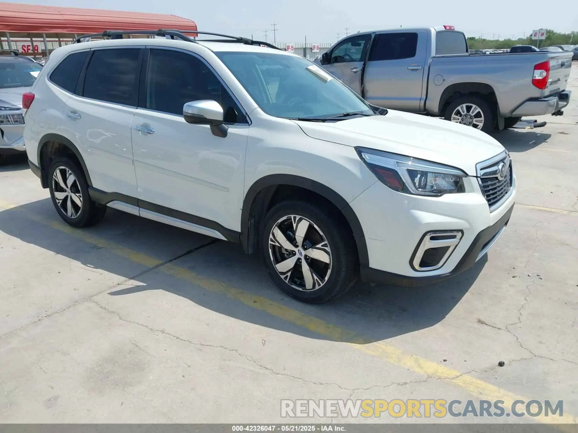 1 Photograph of a damaged car JF2SKAWC2KH595689 SUBARU FORESTER 2019