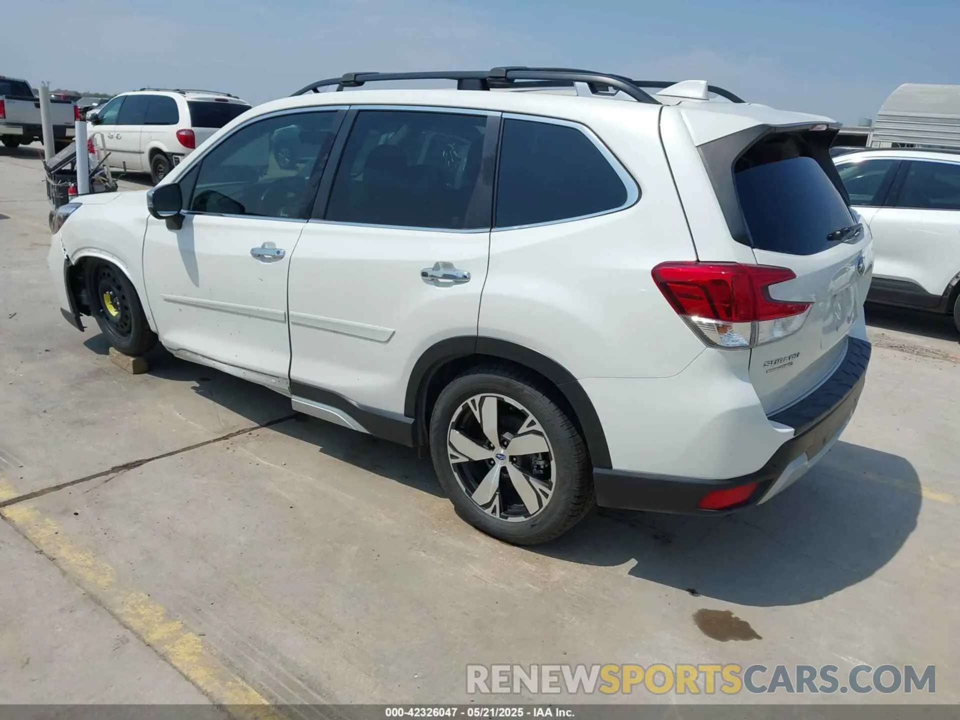 3 Photograph of a damaged car JF2SKAWC2KH595689 SUBARU FORESTER 2019