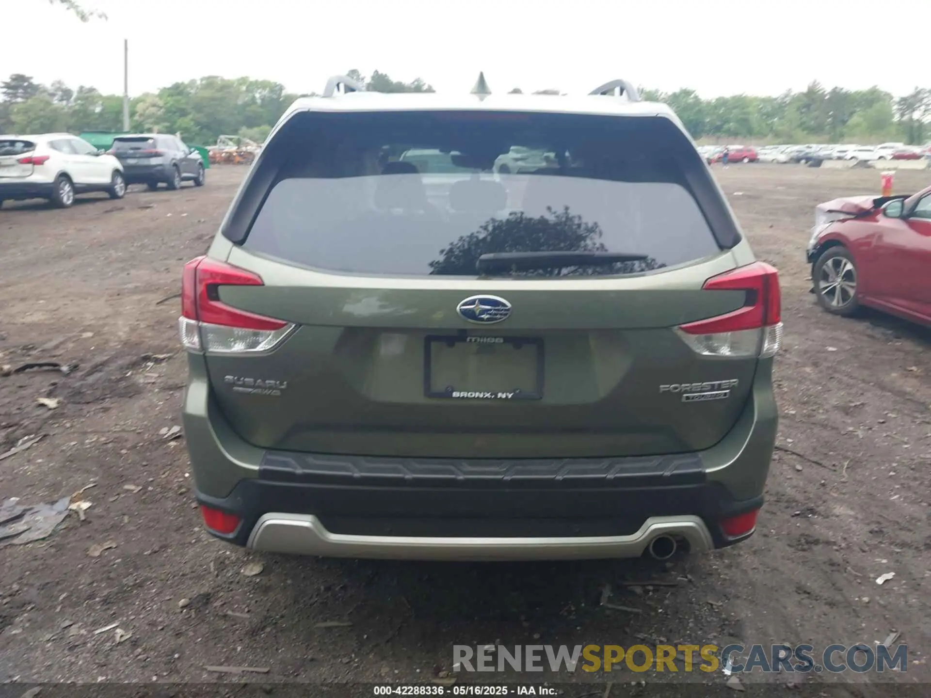 16 Photograph of a damaged car JF2SKAWC3KH494144 SUBARU FORESTER 2019