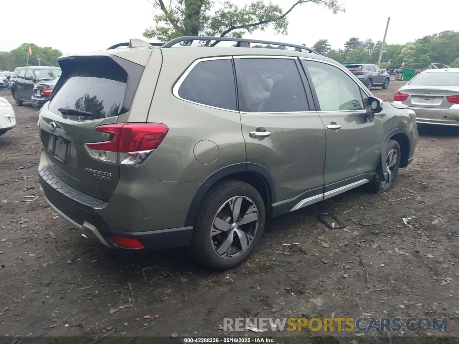 4 Photograph of a damaged car JF2SKAWC3KH494144 SUBARU FORESTER 2019