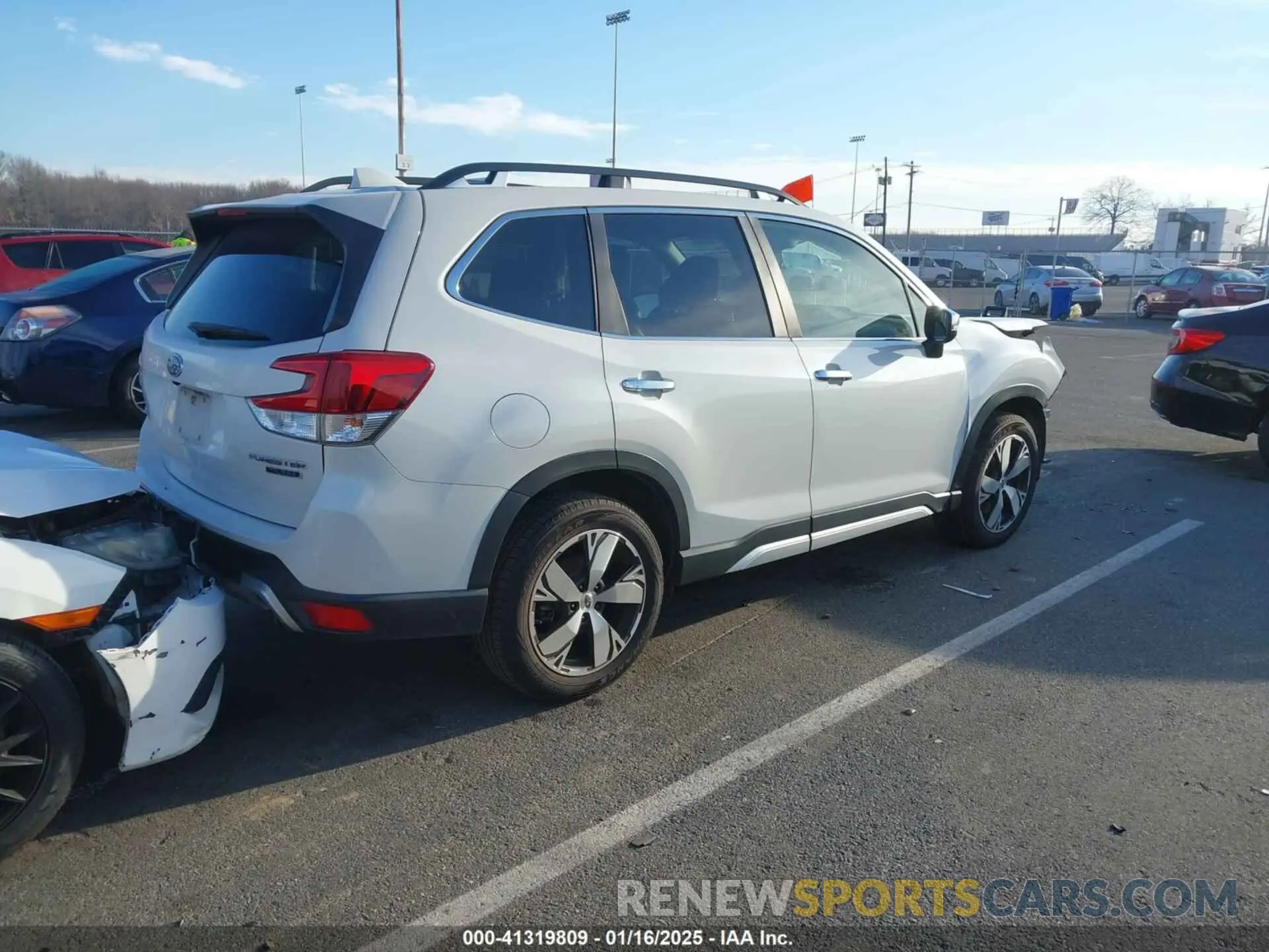4 Photograph of a damaged car JF2SKAWC7KH485852 SUBARU FORESTER 2019