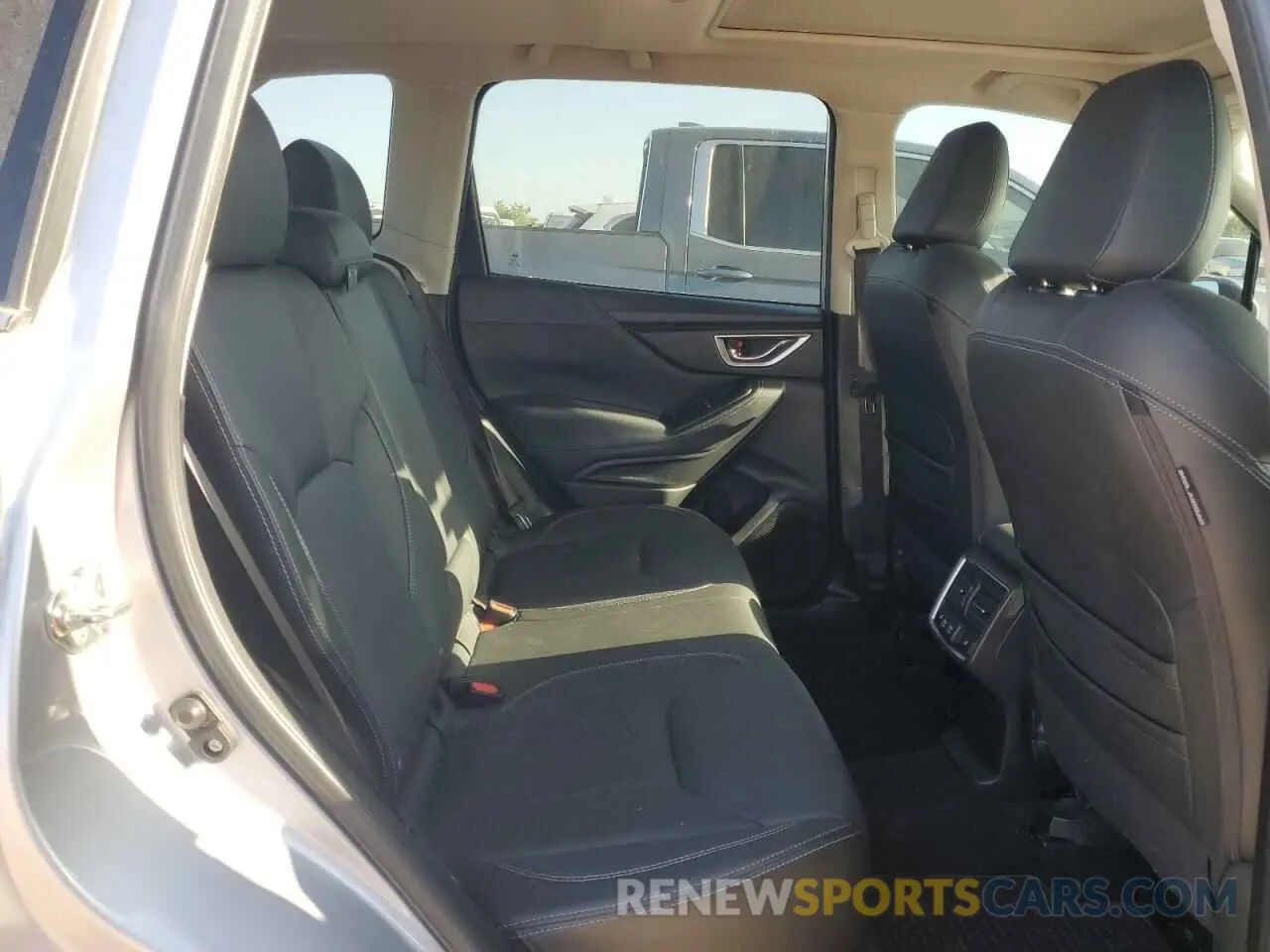 10 Photograph of a damaged car JF2SKAWC8KH445487 SUBARU FORESTER 2019