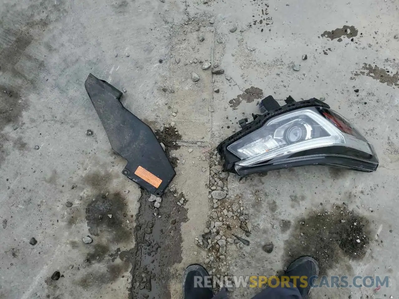 13 Photograph of a damaged car JF2SKAWC9KH457499 SUBARU FORESTER 2019