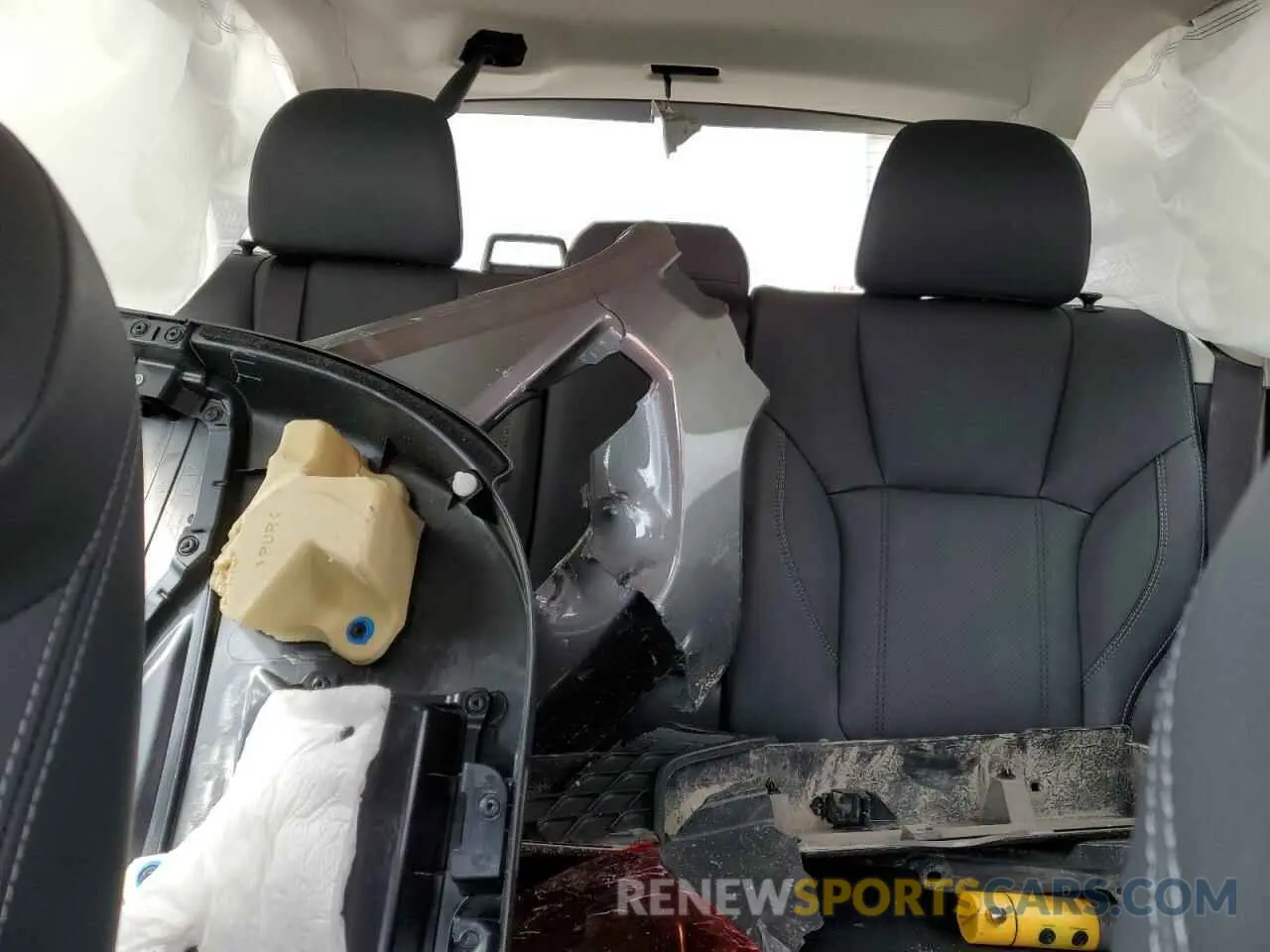 10 Photograph of a damaged car JF2SKEUC1KH418495 SUBARU FORESTER 2019