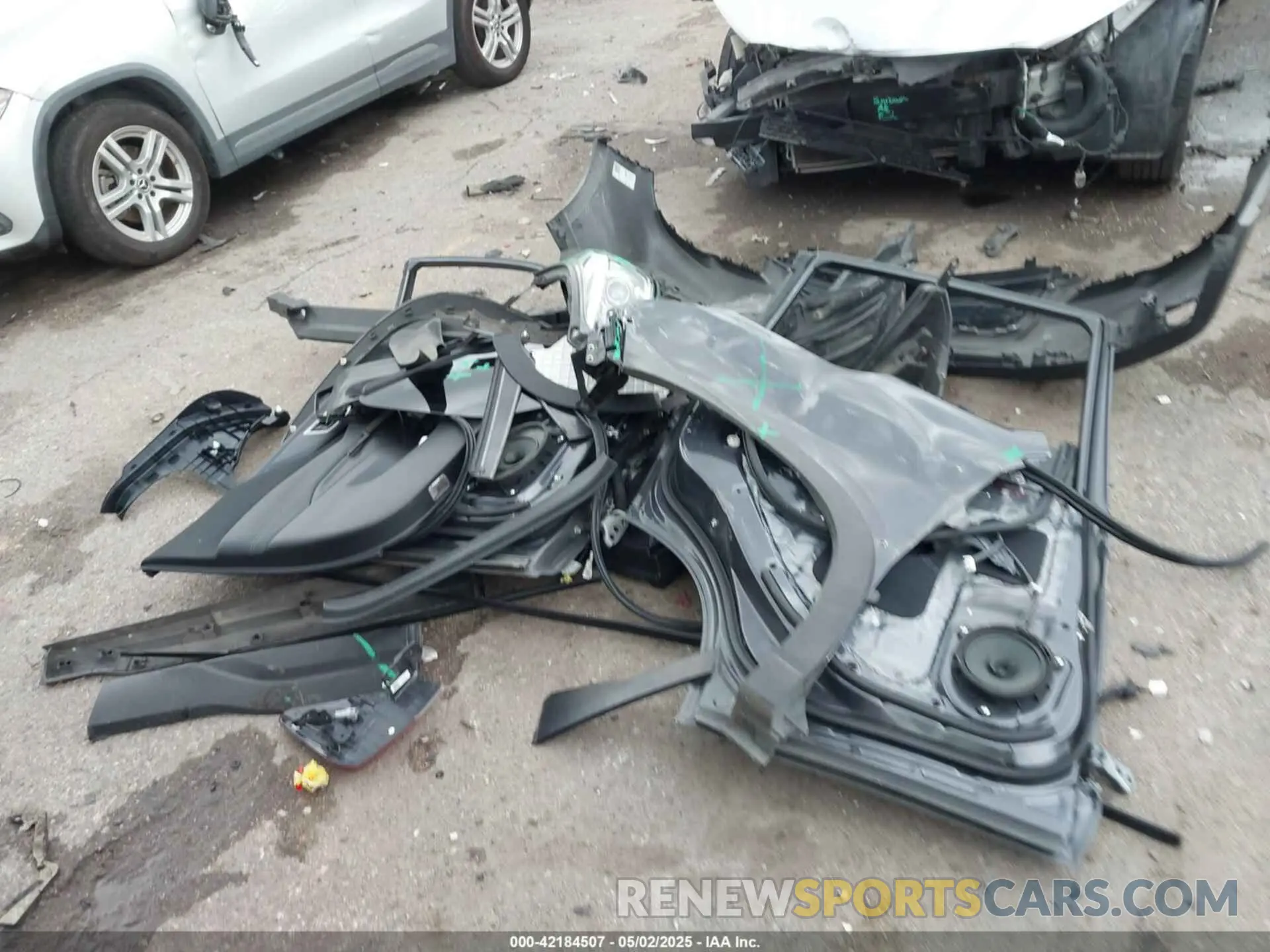 12 Photograph of a damaged car JF2SKAAC3LH459385 SUBARU FORESTER 2020