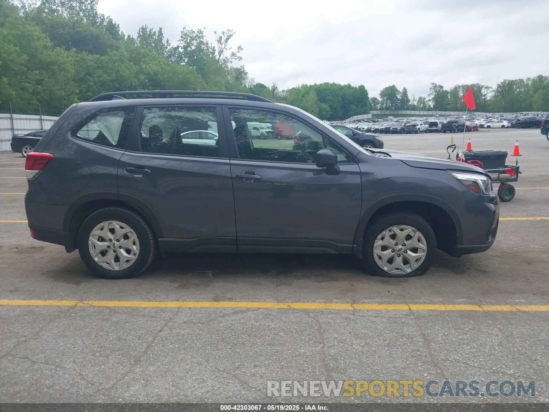 13 Photograph of a damaged car JF2SKADC5LH428621 SUBARU FORESTER 2020