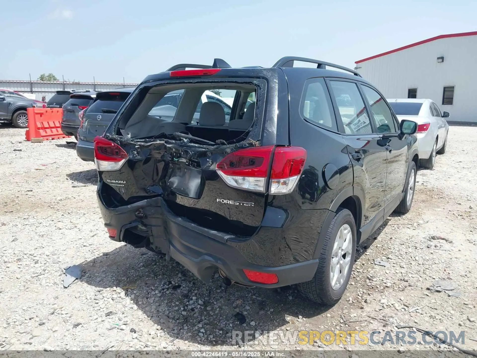 4 Photograph of a damaged car JF2SKADC7LH465766 SUBARU FORESTER 2020