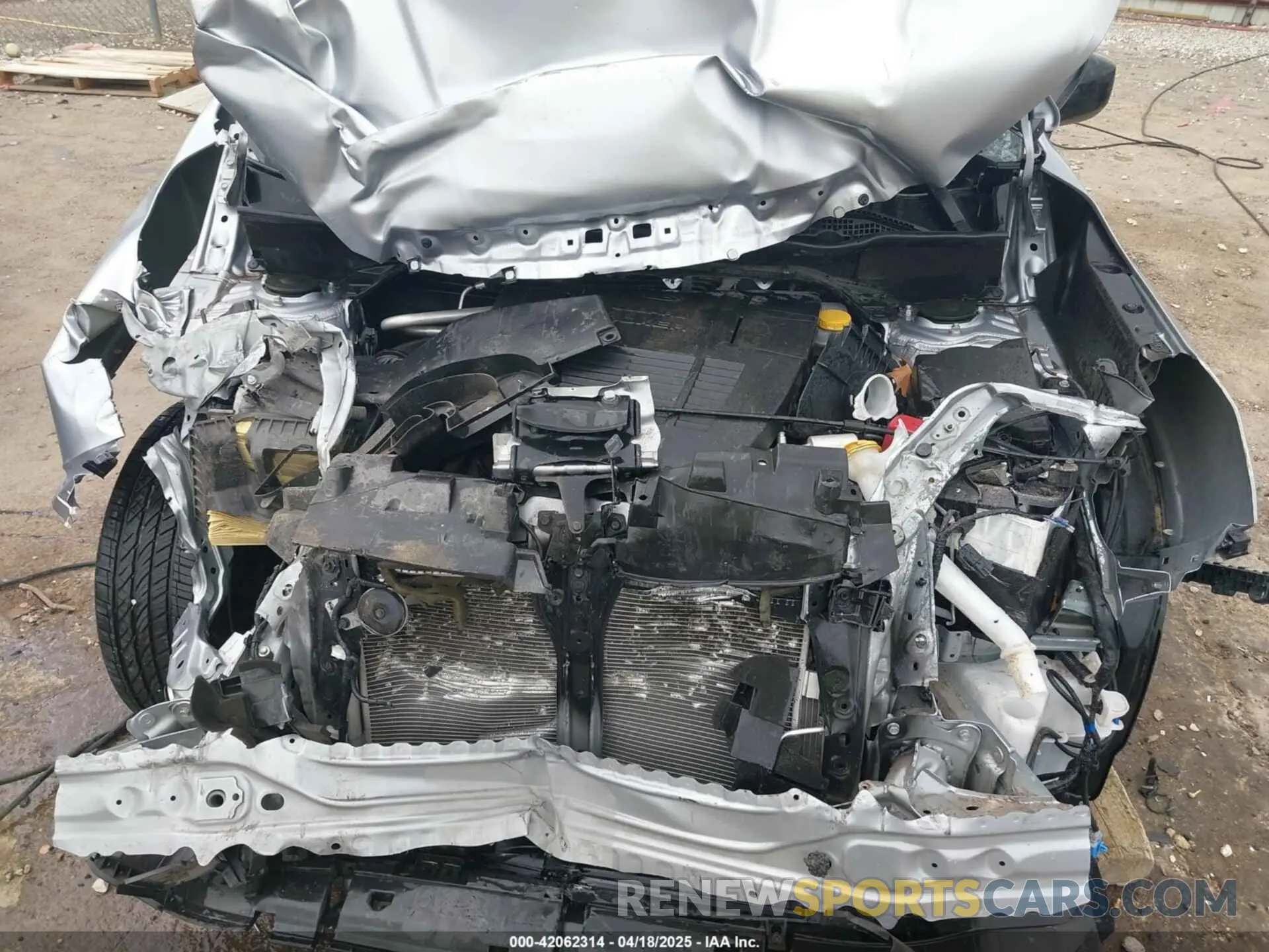 10 Photograph of a damaged car JF2SKADCXLH488118 SUBARU FORESTER 2020