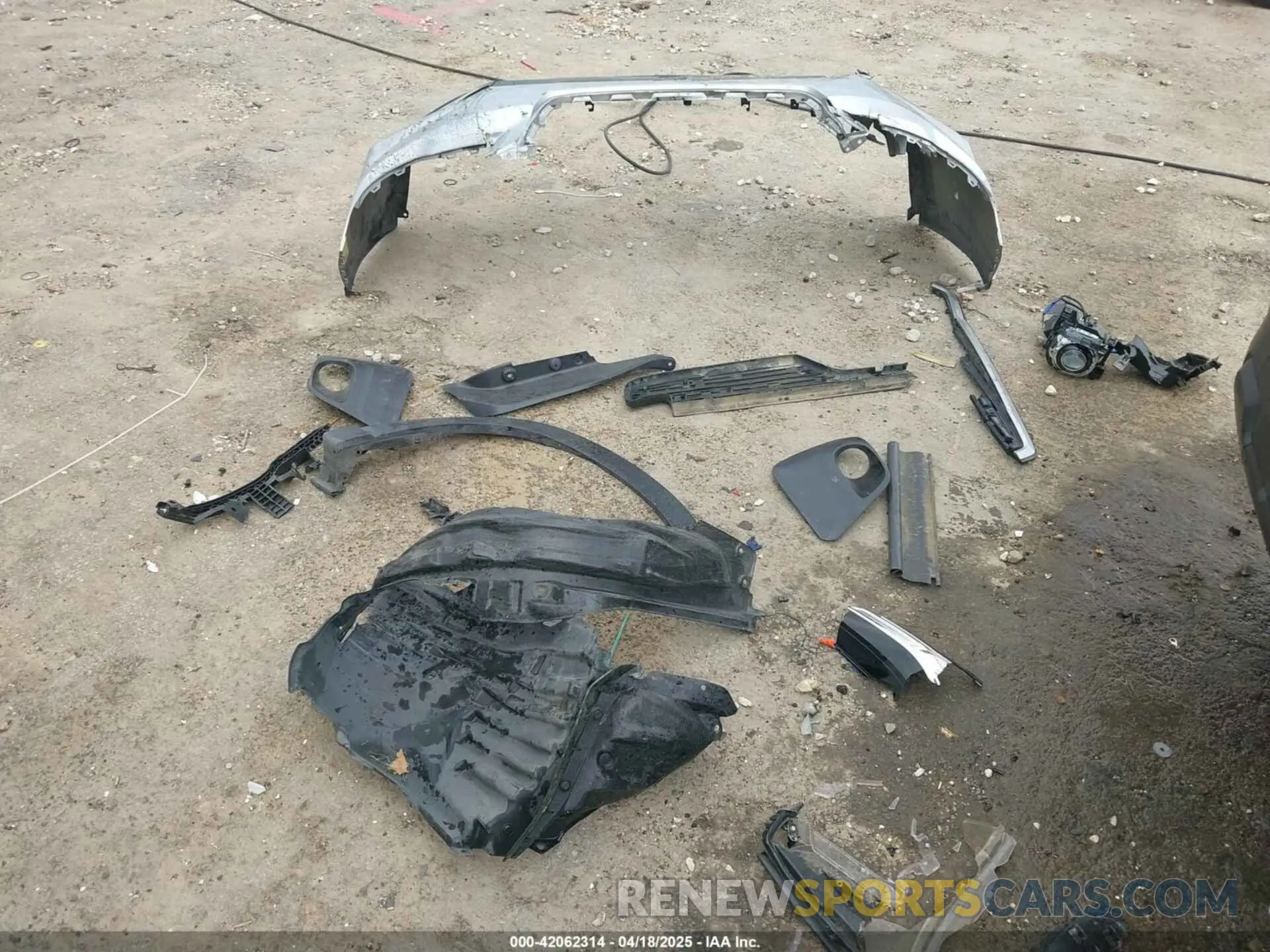 12 Photograph of a damaged car JF2SKADCXLH488118 SUBARU FORESTER 2020
