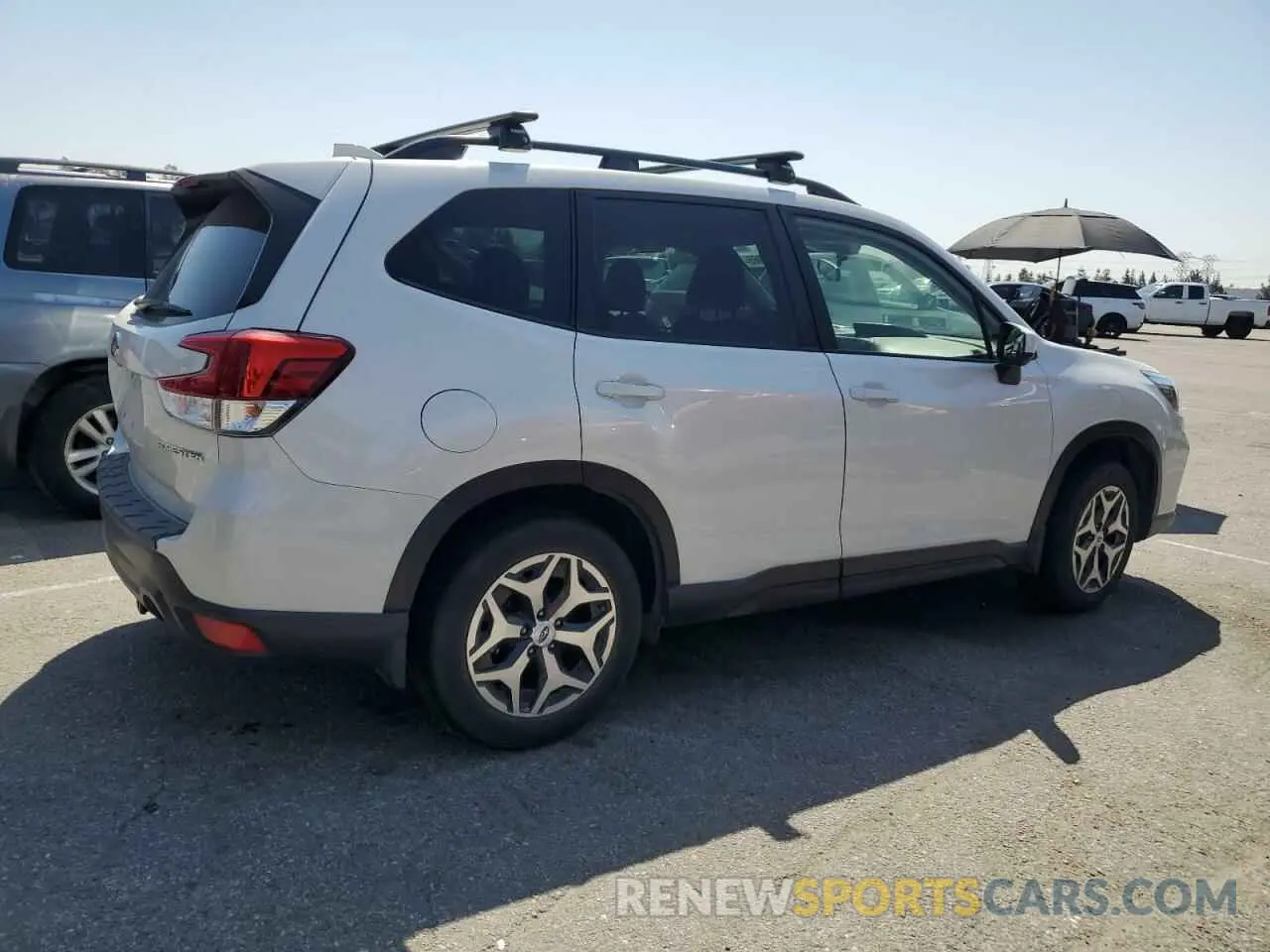 3 Photograph of a damaged car JF2SKAGC1LH454113 SUBARU FORESTER 2020