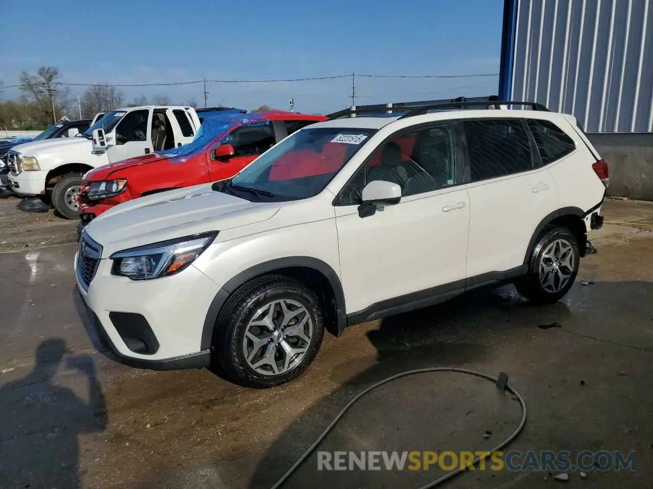 1 Photograph of a damaged car JF2SKAGC1LH501883 SUBARU FORESTER 2020