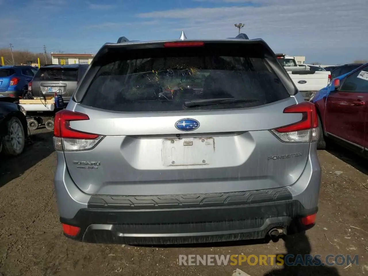 6 Photograph of a damaged car JF2SKAGC1LH582917 SUBARU FORESTER 2020