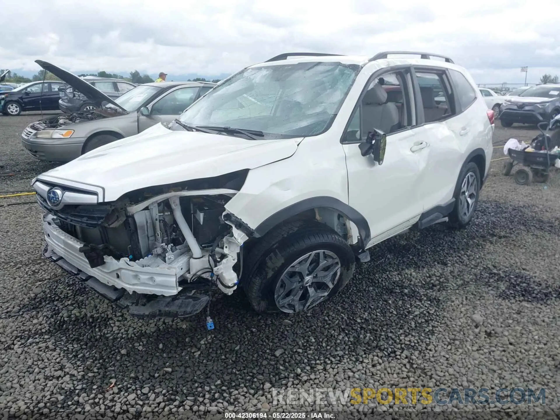 2 Photograph of a damaged car JF2SKAGC2LH529367 SUBARU FORESTER 2020