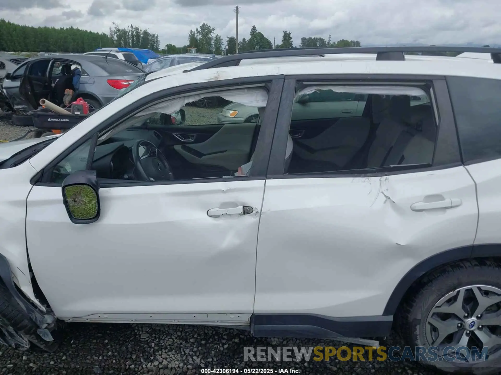 20 Photograph of a damaged car JF2SKAGC2LH529367 SUBARU FORESTER 2020