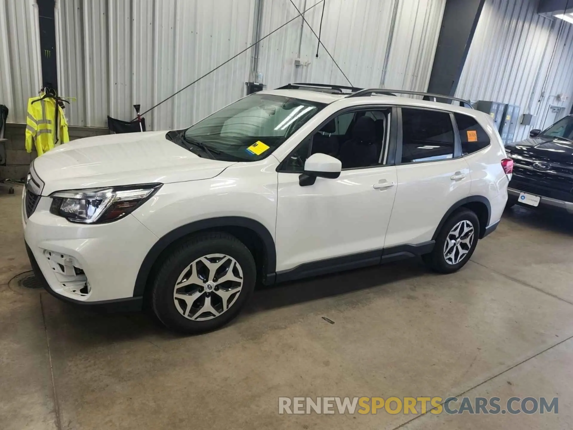 38 Photograph of a damaged car JF2SKAGC2LH533256 SUBARU FORESTER 2020