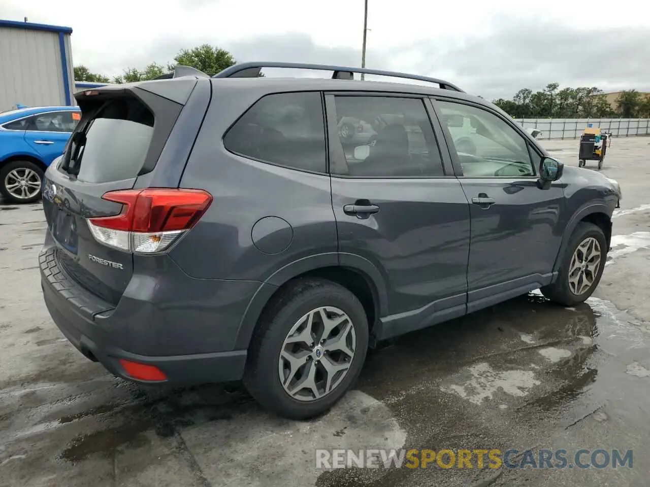 3 Photograph of a damaged car JF2SKAGC3LH523187 SUBARU FORESTER 2020