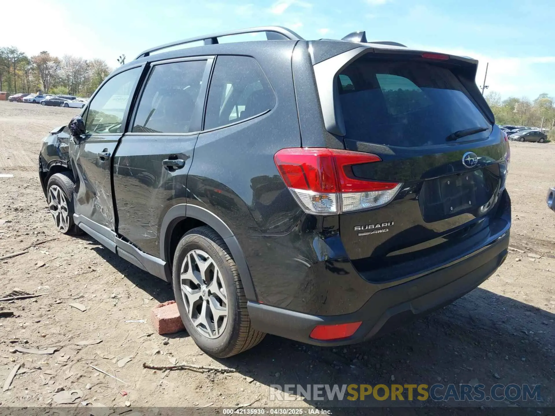 3 Photograph of a damaged car JF2SKAGC6LH435279 SUBARU FORESTER 2020