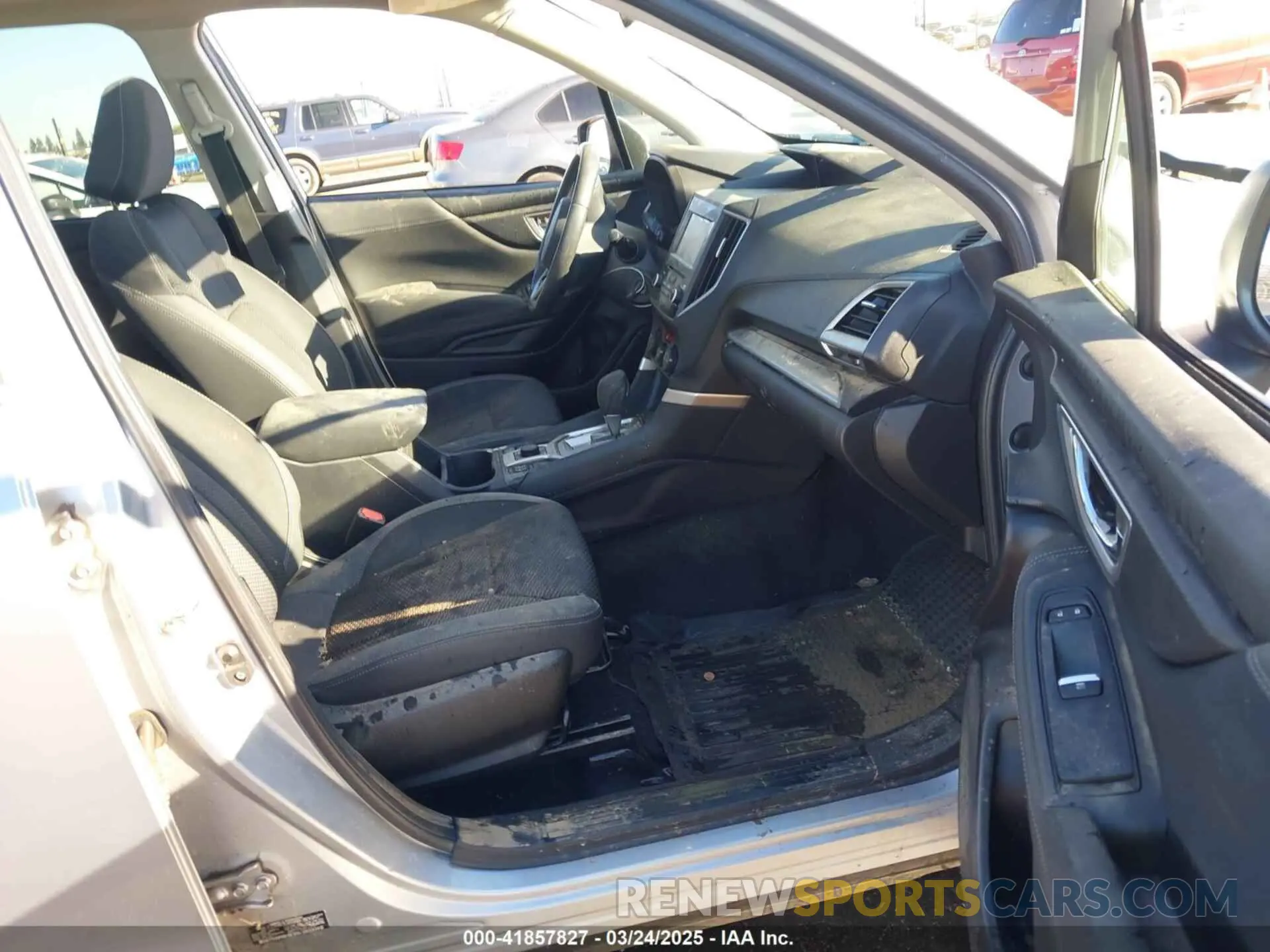 5 Photograph of a damaged car JF2SKAGC7LH459526 SUBARU FORESTER 2020