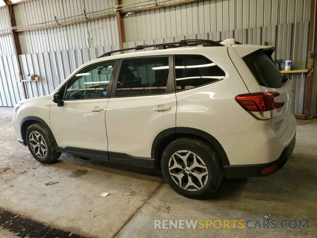 2 Photograph of a damaged car JF2SKAGC9LH446129 SUBARU FORESTER 2020