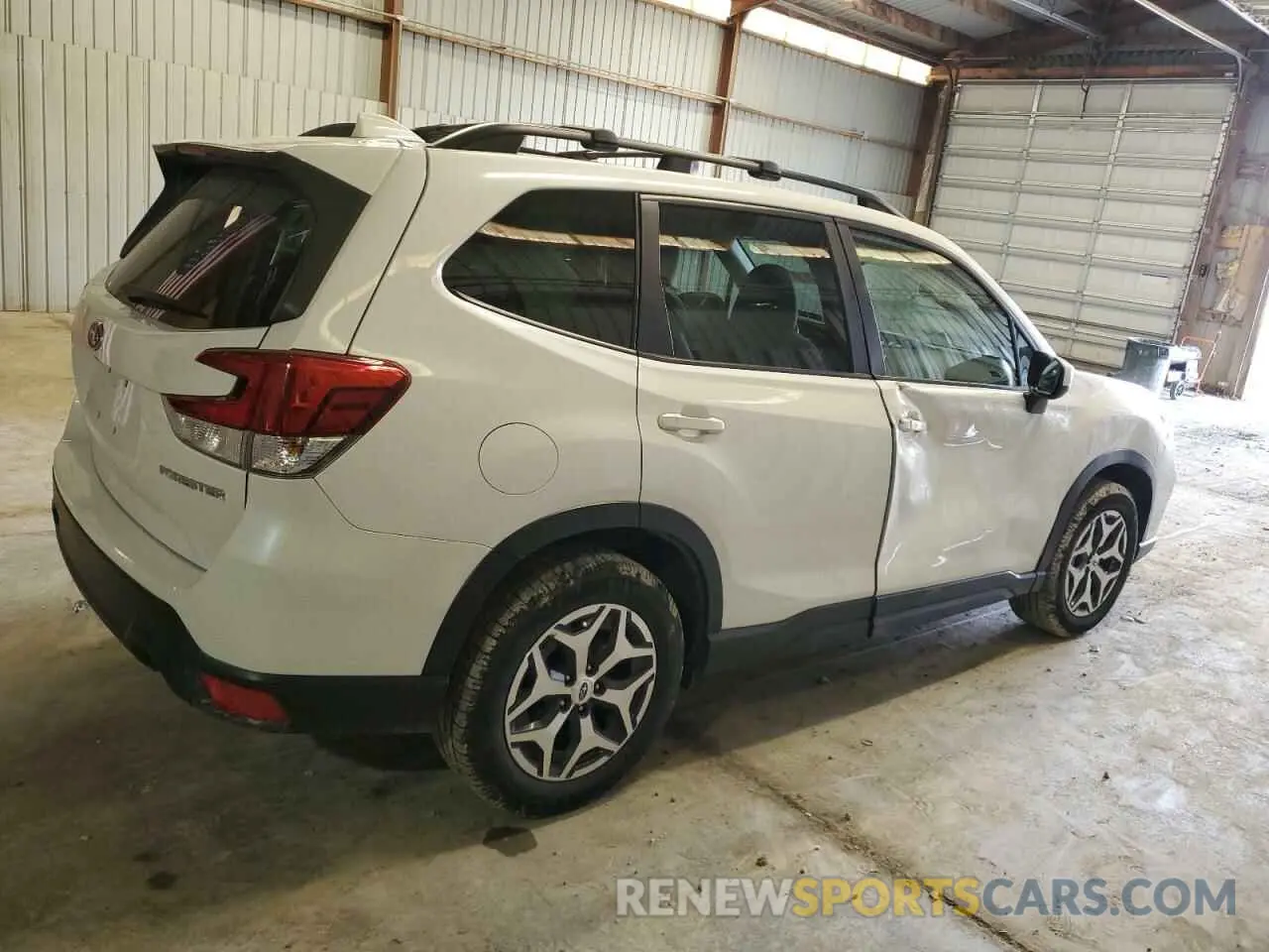 3 Photograph of a damaged car JF2SKAGC9LH446129 SUBARU FORESTER 2020