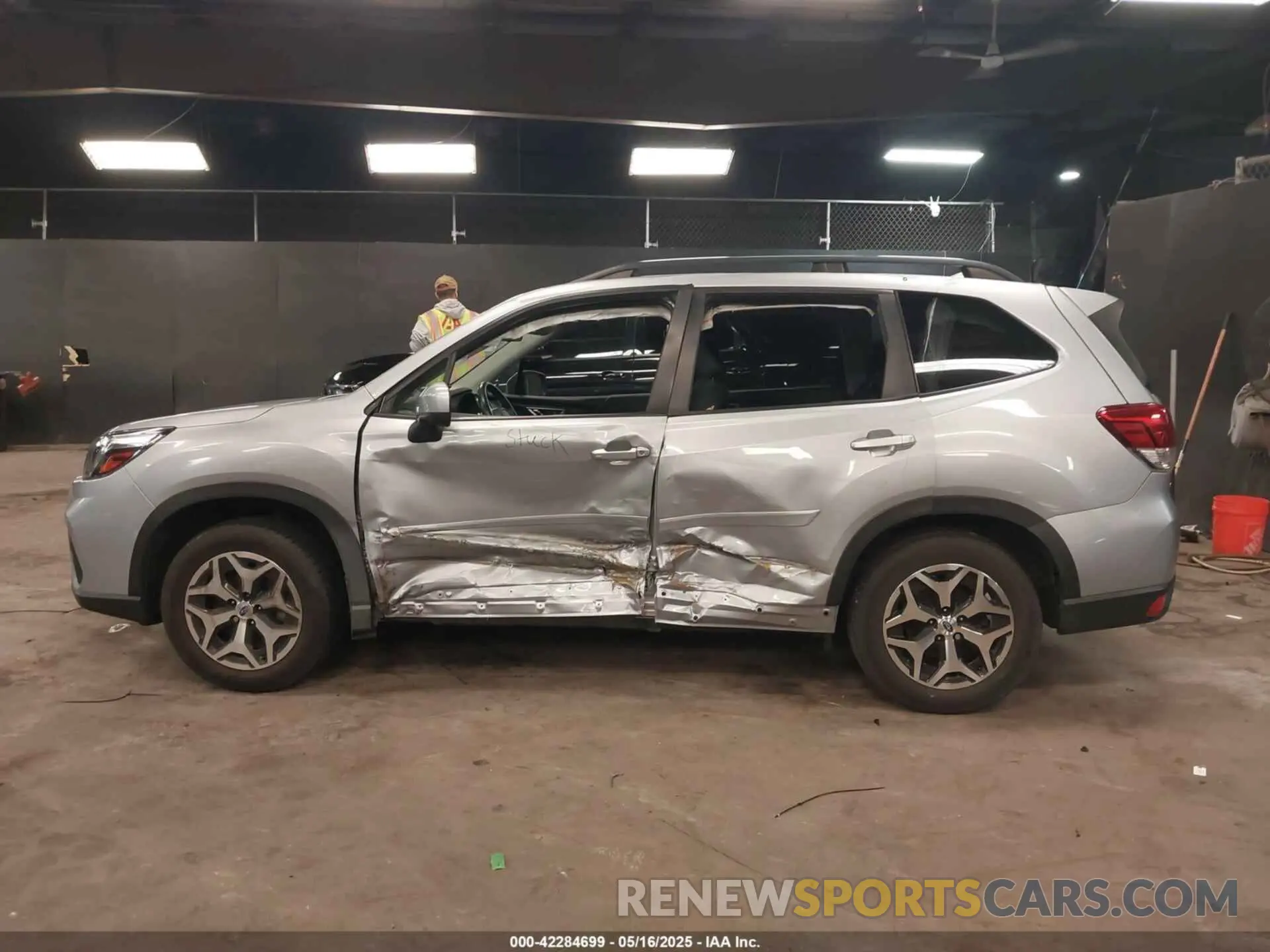 14 Photograph of a damaged car JF2SKAJC0LH405042 SUBARU FORESTER 2020