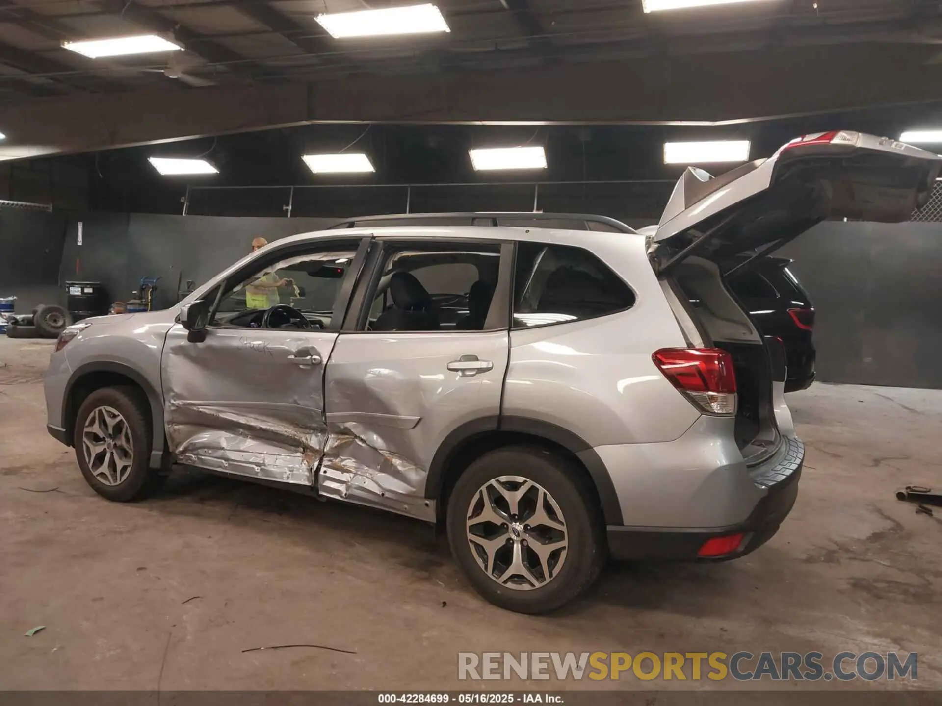 3 Photograph of a damaged car JF2SKAJC0LH405042 SUBARU FORESTER 2020