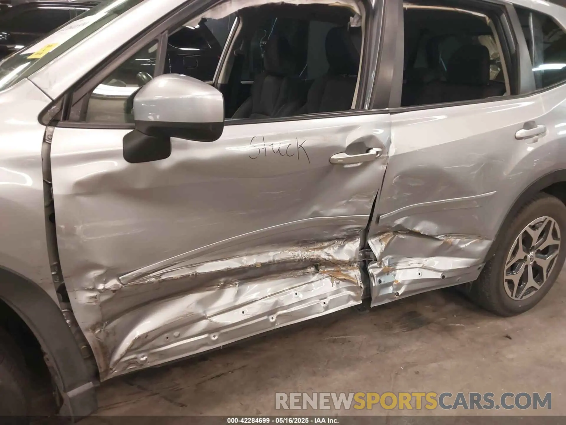 6 Photograph of a damaged car JF2SKAJC0LH405042 SUBARU FORESTER 2020