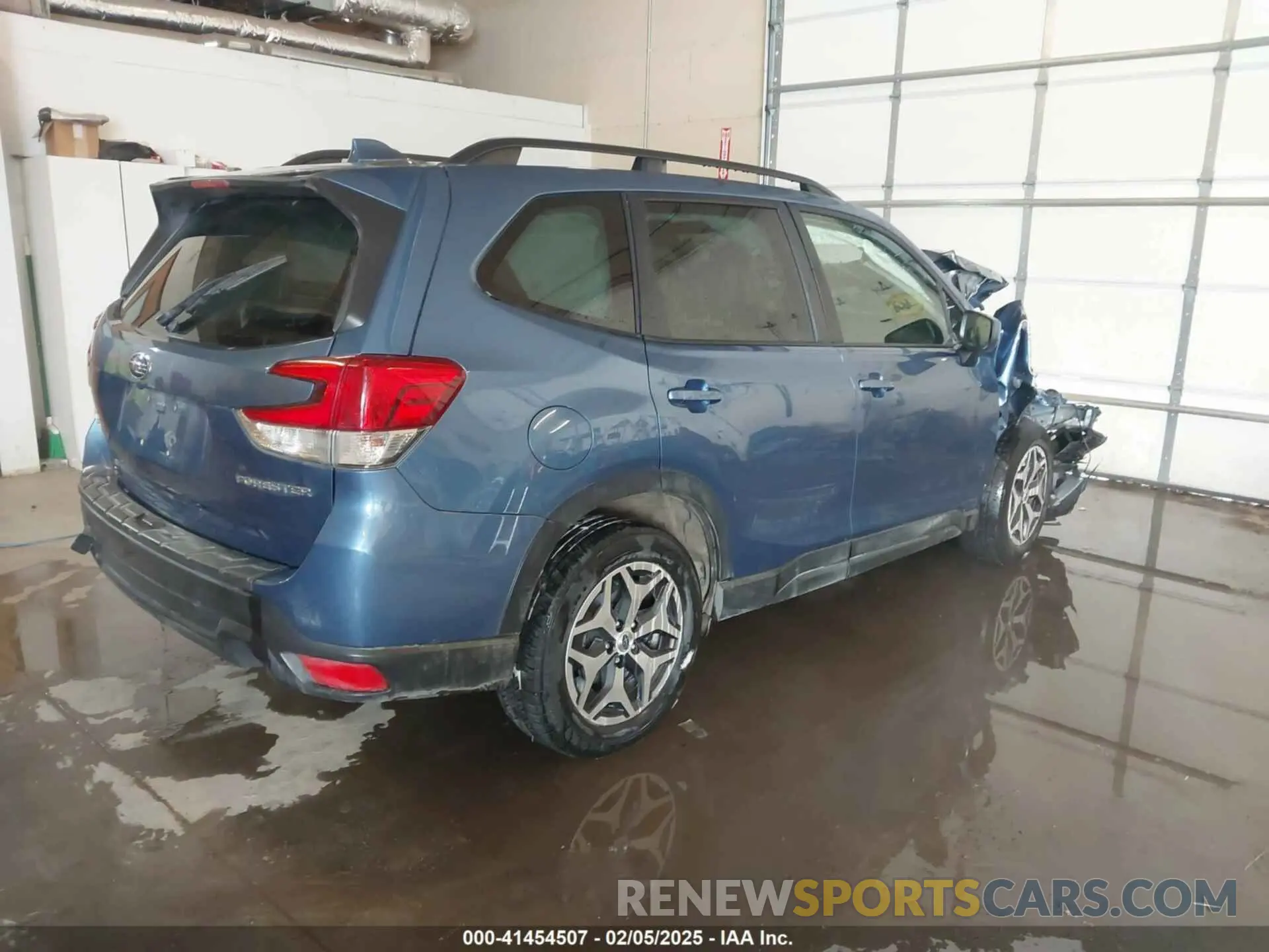4 Photograph of a damaged car JF2SKAJC0LH553434 SUBARU FORESTER 2020