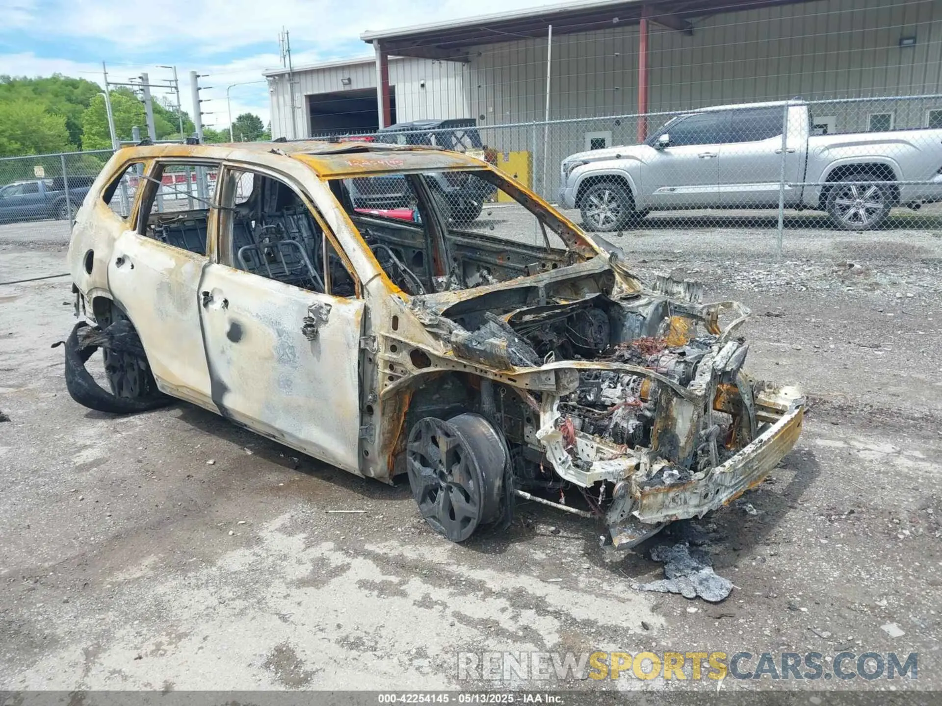 1 Photograph of a damaged car JF2SKAJC0LH568466 SUBARU FORESTER 2020