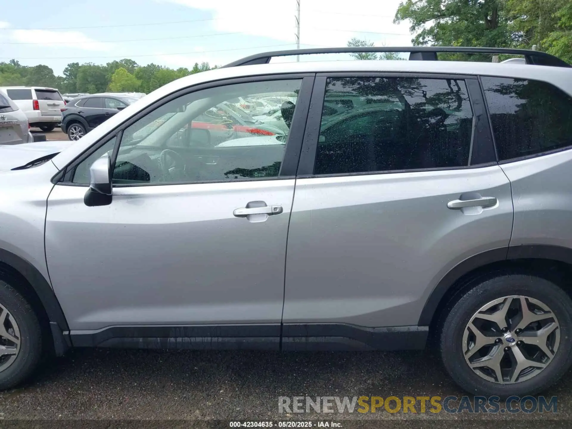 14 Photograph of a damaged car JF2SKAJC1LH457523 SUBARU FORESTER 2020