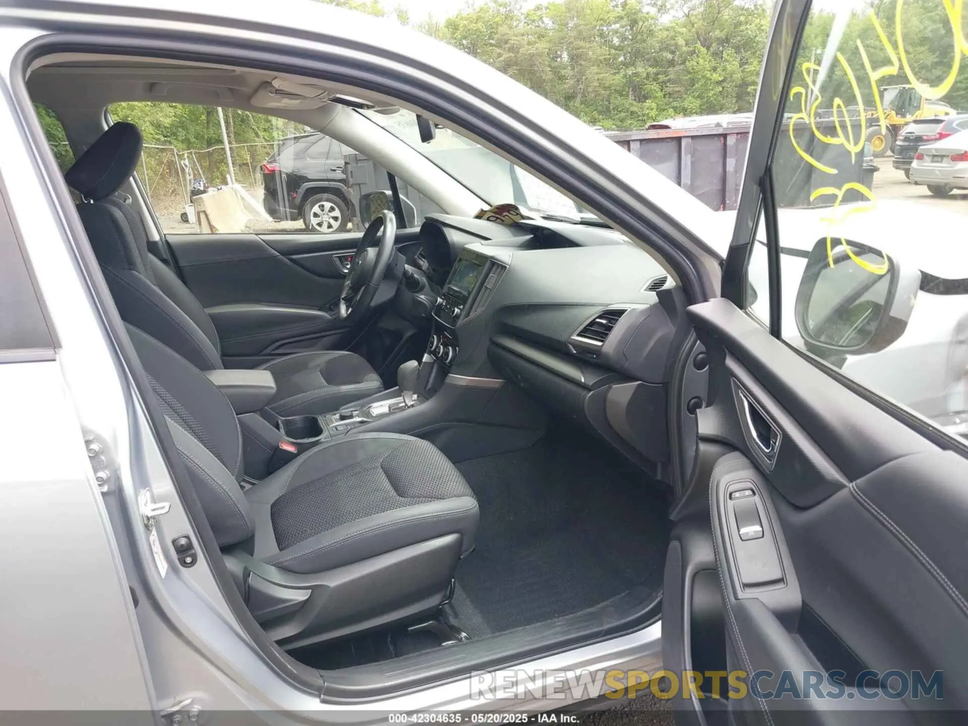 5 Photograph of a damaged car JF2SKAJC1LH457523 SUBARU FORESTER 2020