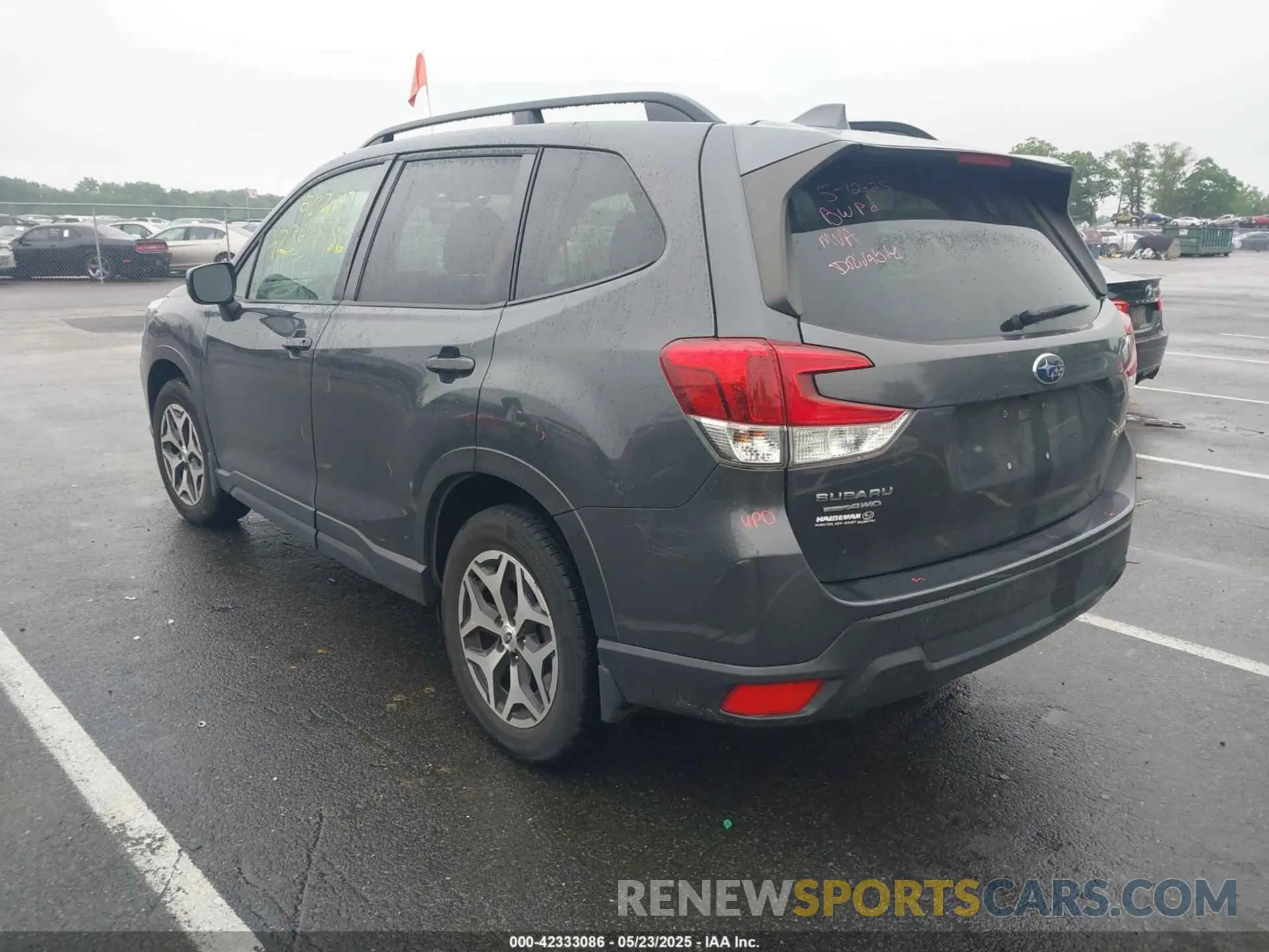 3 Photograph of a damaged car JF2SKAJC1LH594753 SUBARU FORESTER 2020