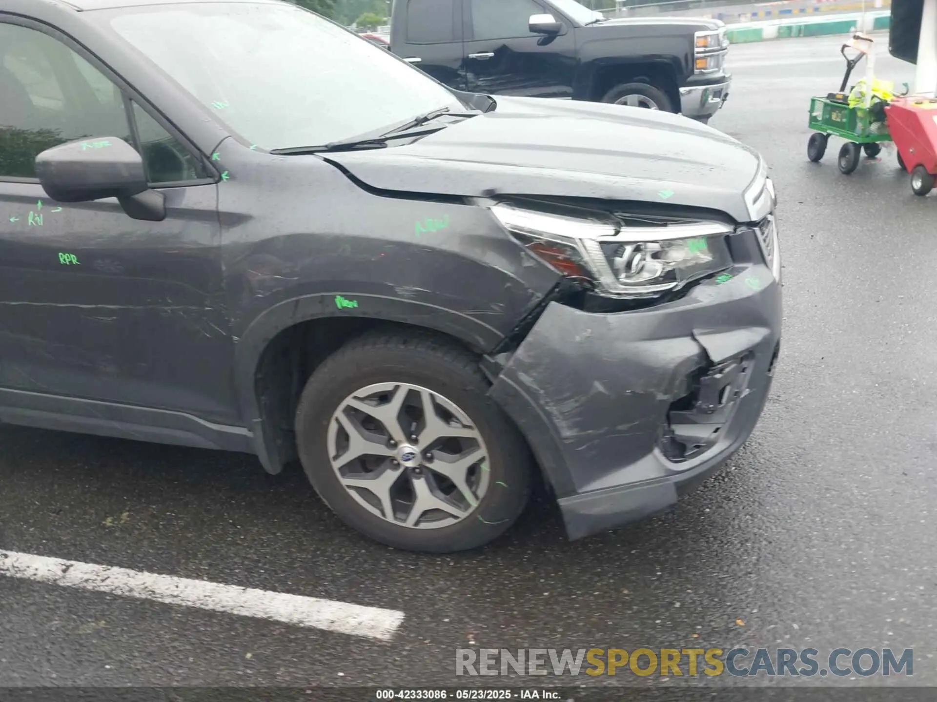 6 Photograph of a damaged car JF2SKAJC1LH594753 SUBARU FORESTER 2020