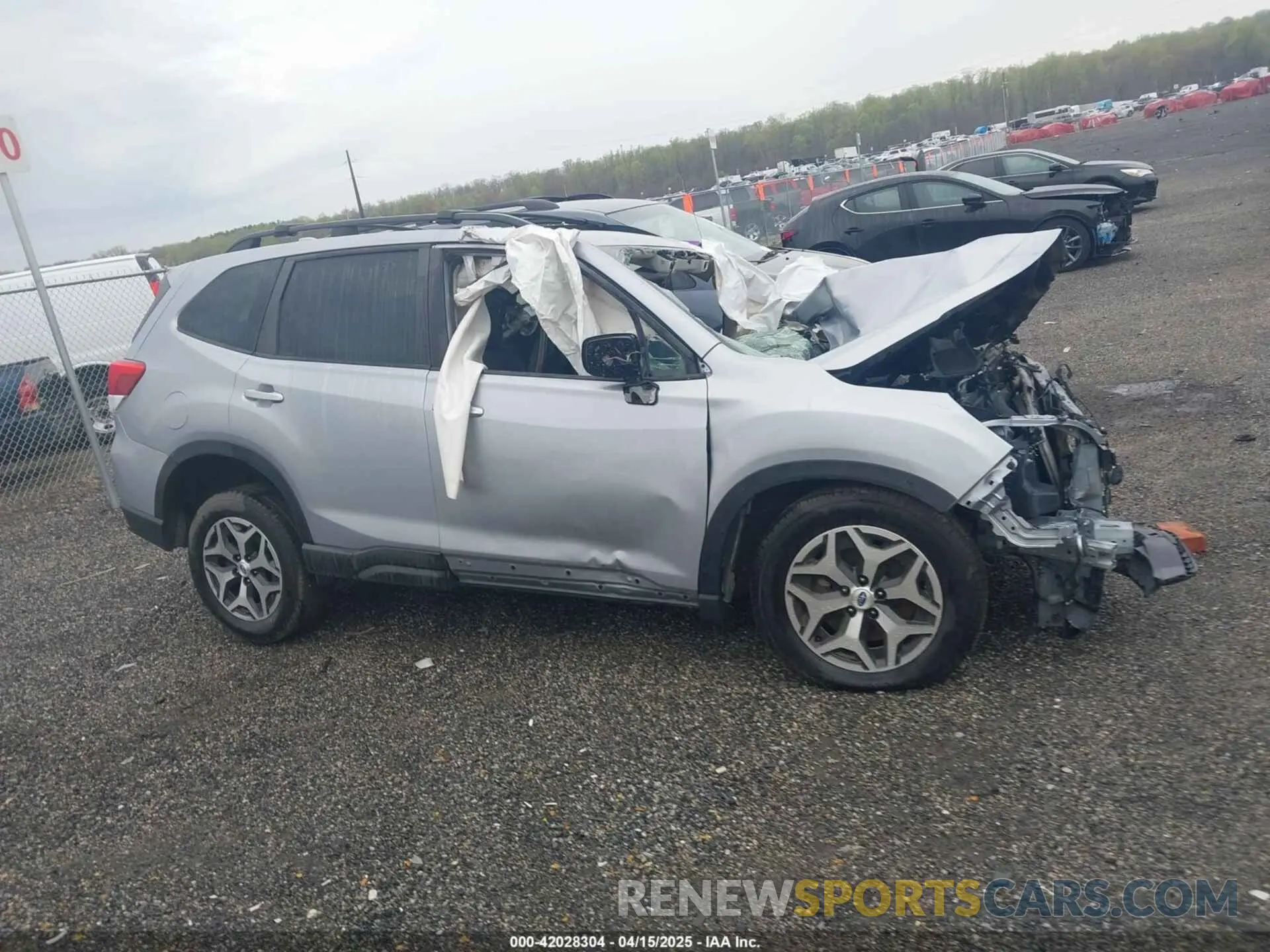 12 Photograph of a damaged car JF2SKAJC2LH509662 SUBARU FORESTER 2020