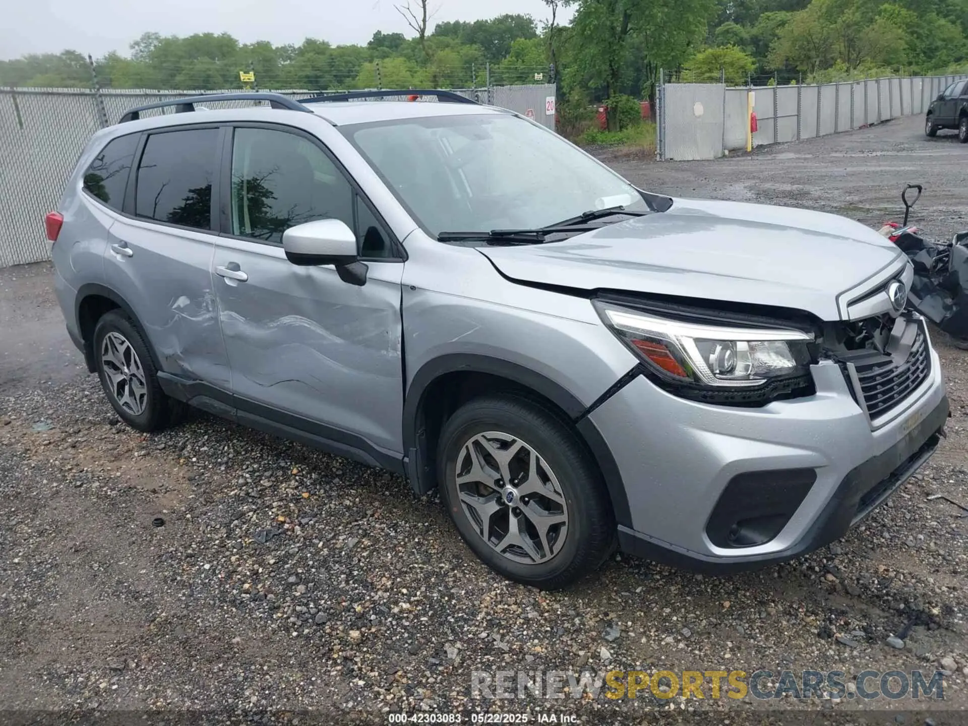 1 Photograph of a damaged car JF2SKAJC2LH528891 SUBARU FORESTER 2020