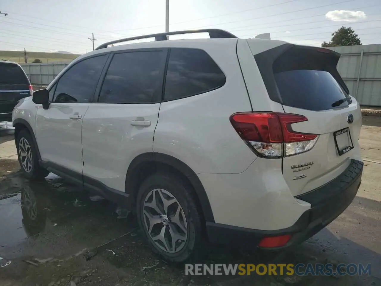 2 Photograph of a damaged car JF2SKAJC3LH405391 SUBARU FORESTER 2020