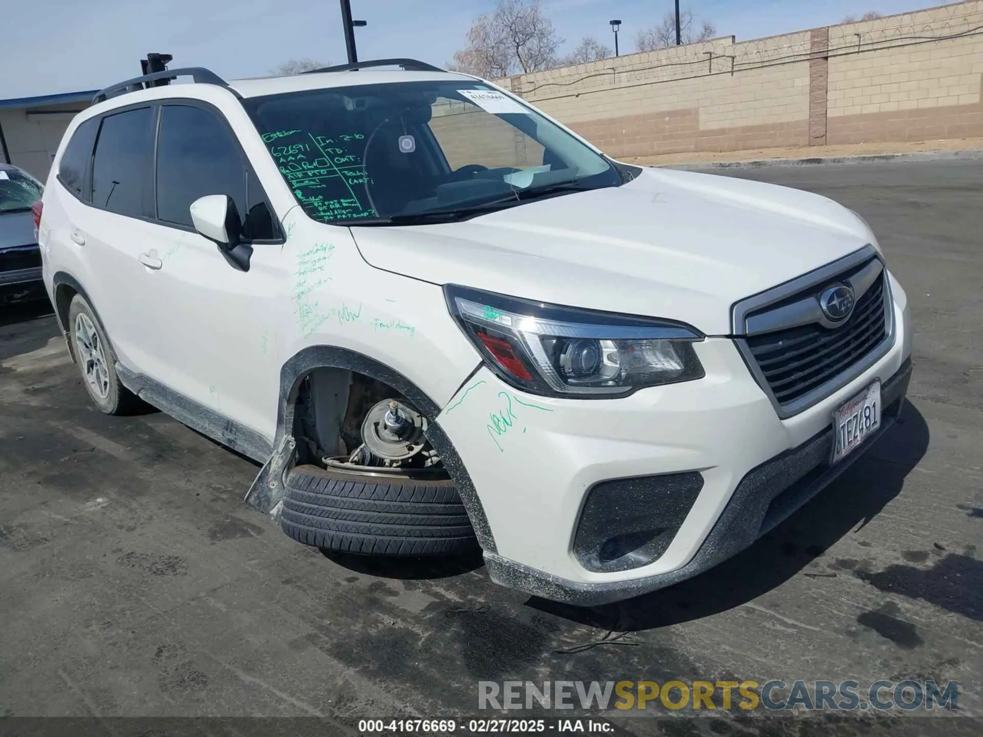 1 Photograph of a damaged car JF2SKAJC4LH581561 SUBARU FORESTER 2020