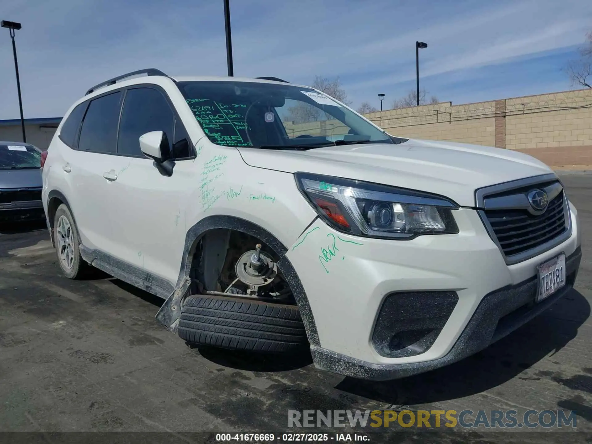 6 Photograph of a damaged car JF2SKAJC4LH581561 SUBARU FORESTER 2020