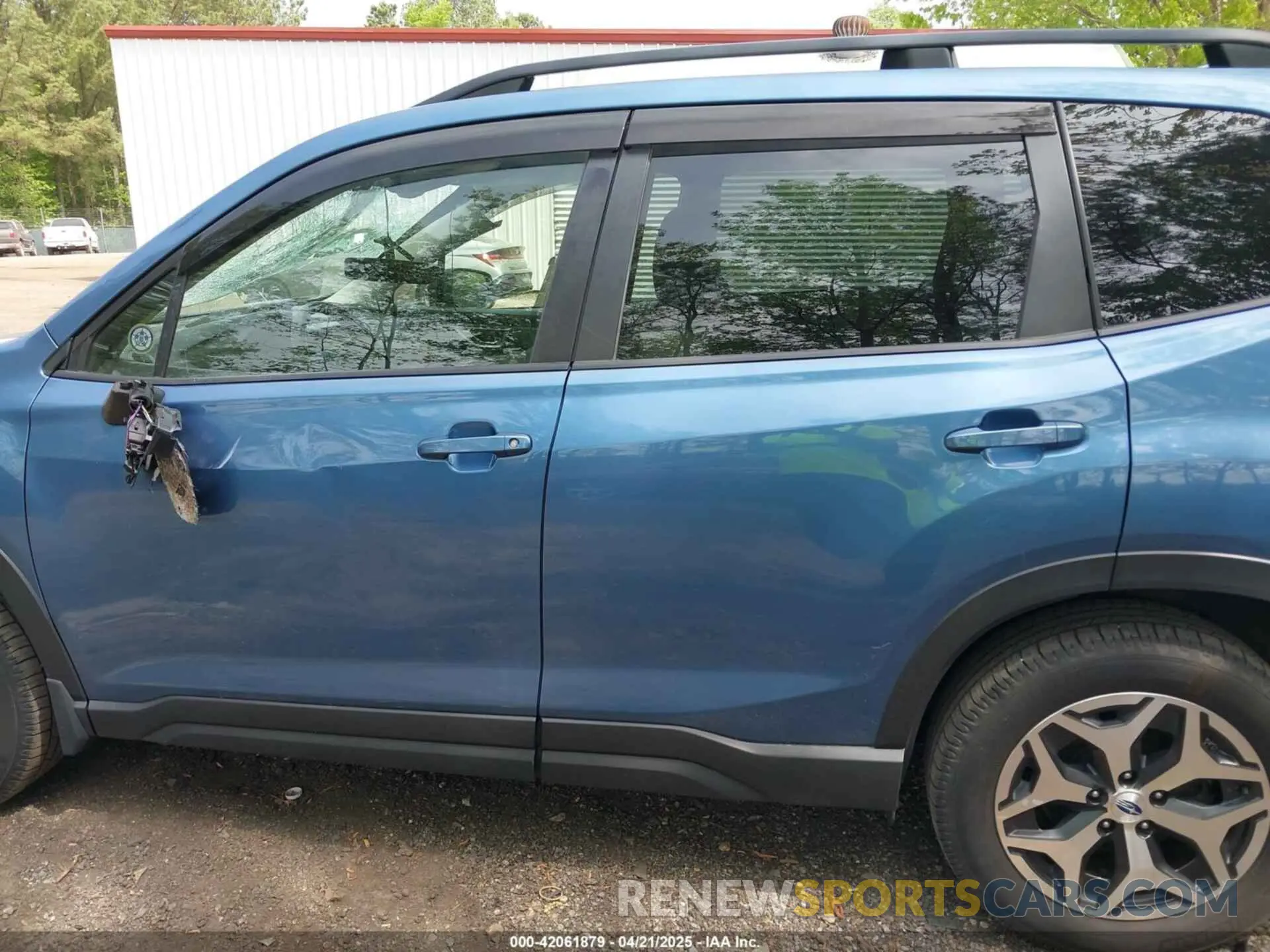 14 Photograph of a damaged car JF2SKAJC5LH556992 SUBARU FORESTER 2020