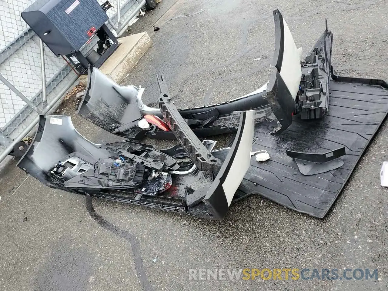 13 Photograph of a damaged car JF2SKAJC5LH577907 SUBARU FORESTER 2020