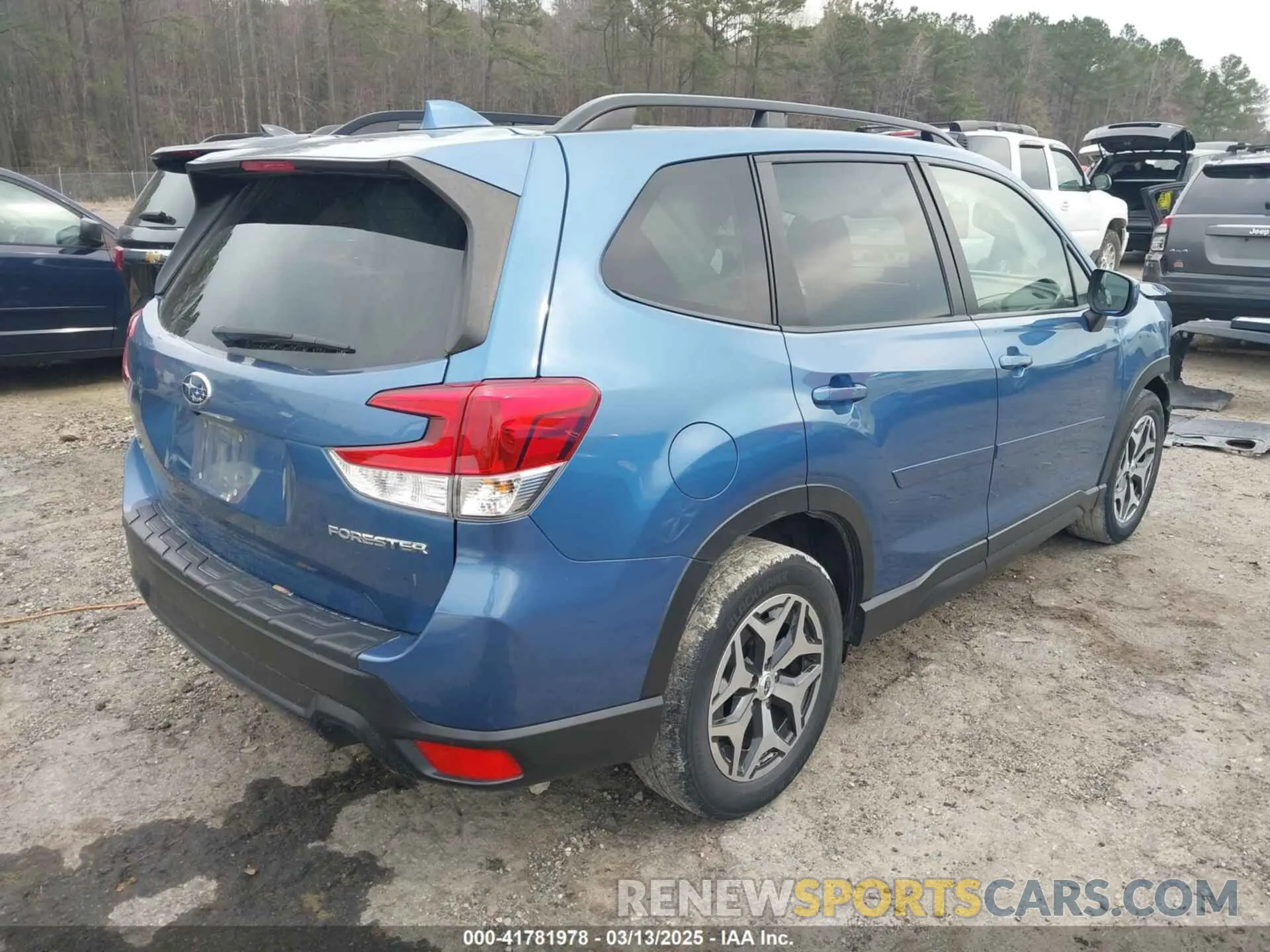 4 Photograph of a damaged car JF2SKAJC5LH586588 SUBARU FORESTER 2020