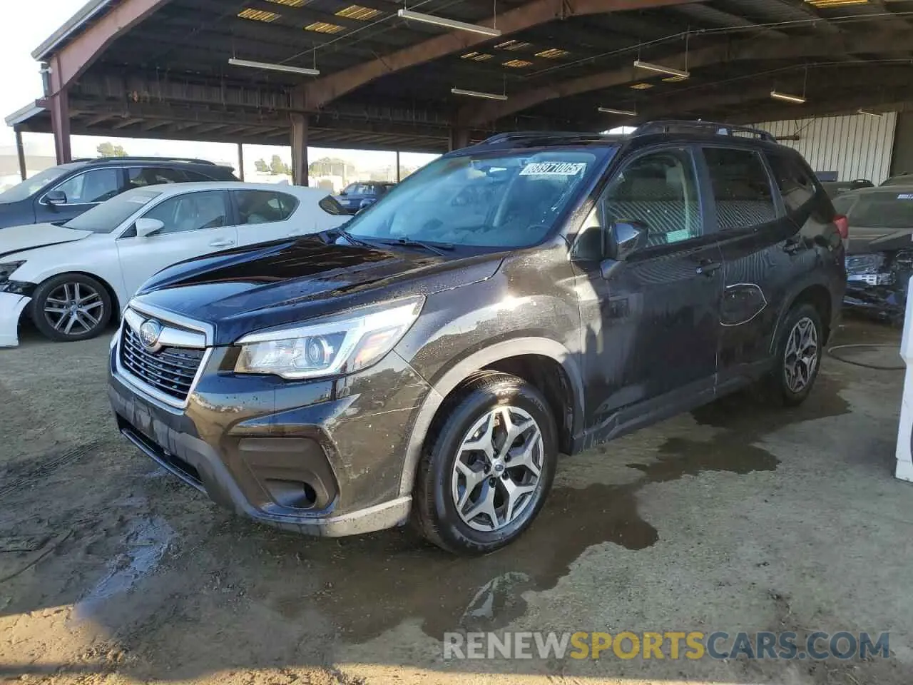 1 Photograph of a damaged car JF2SKAJC7LH461978 SUBARU FORESTER 2020